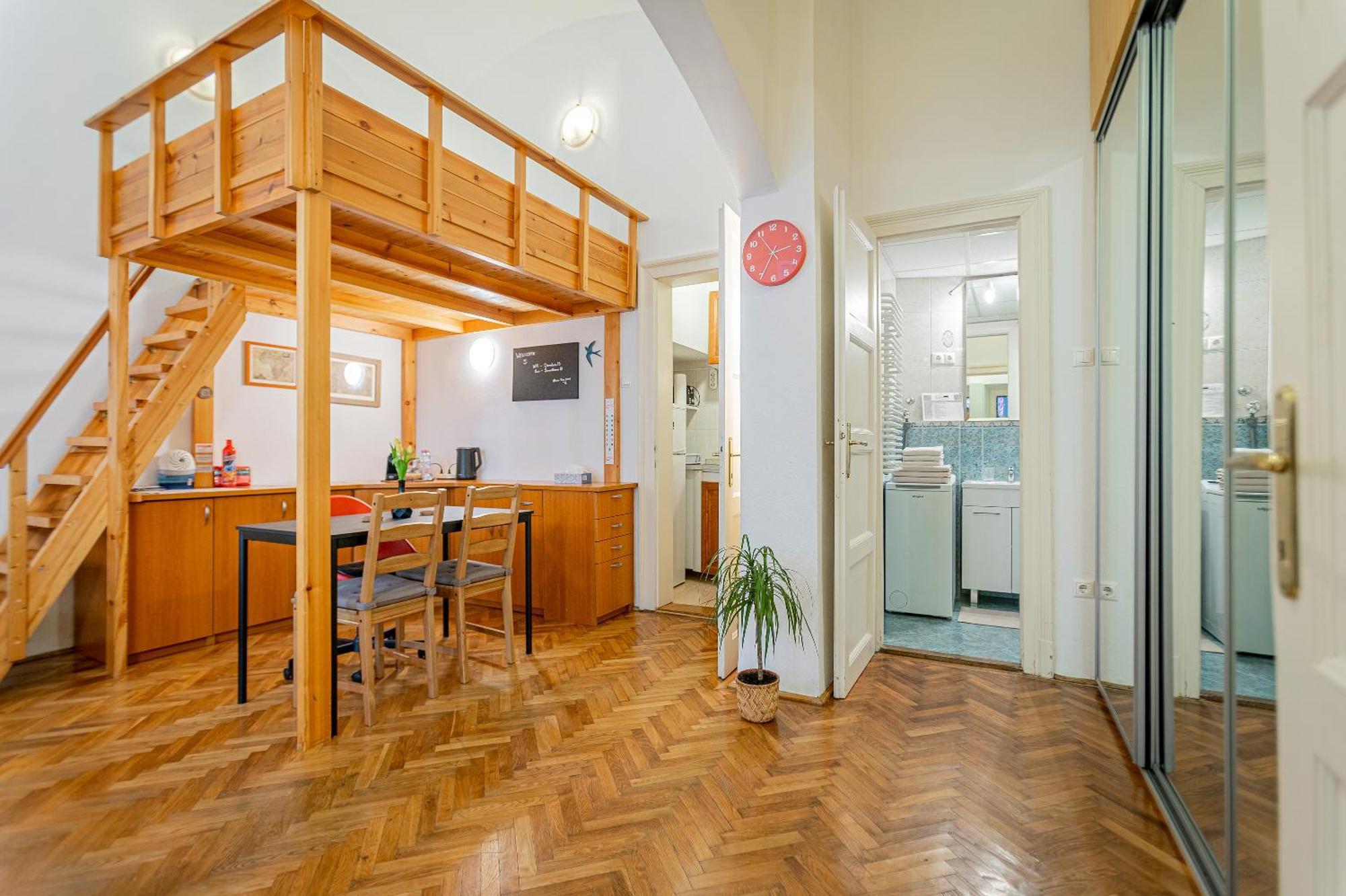 Dorotea - Cosy Home In The Heart Of ブダペスト エクステリア 写真
